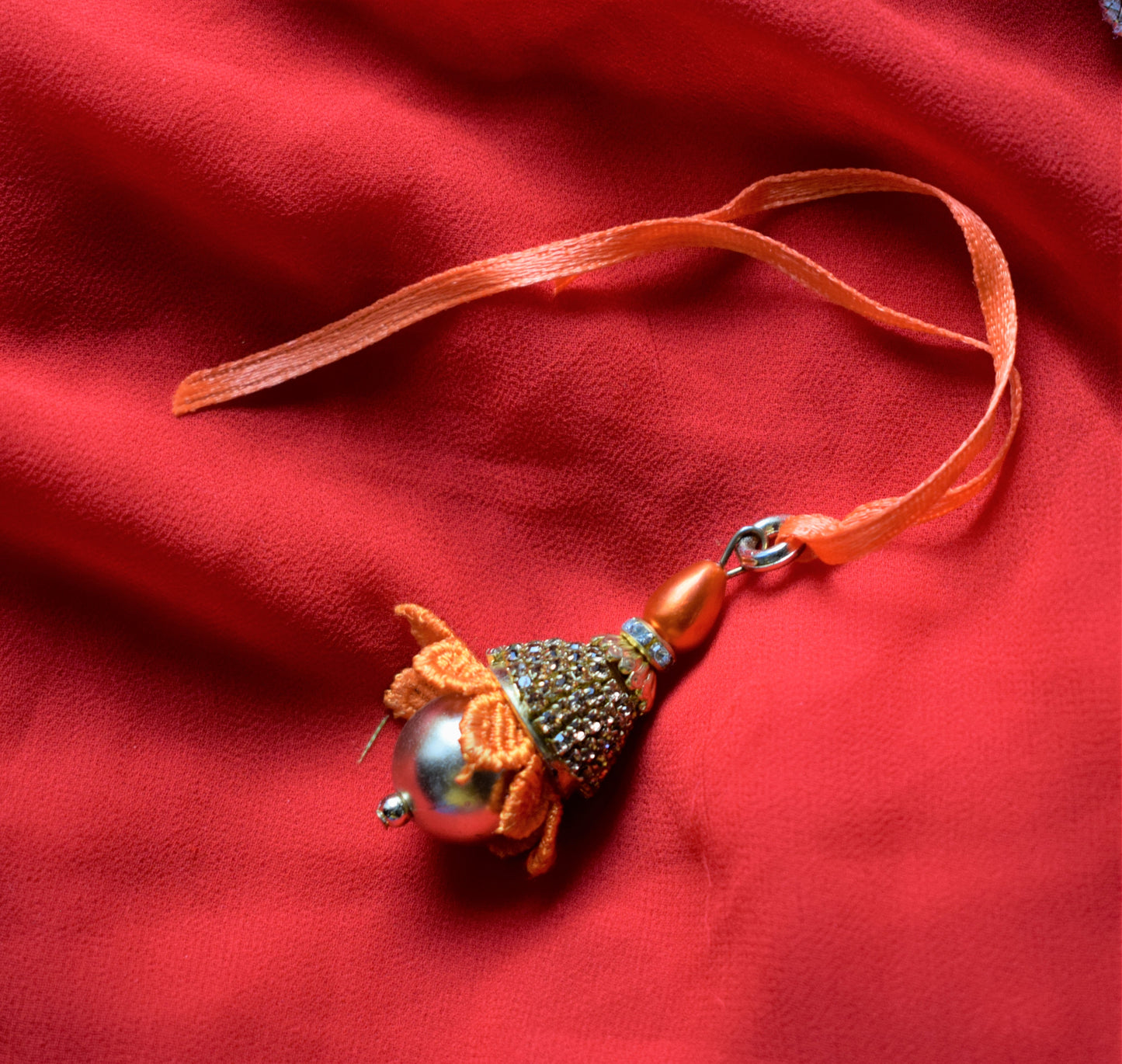 Antique Gold Floral Lumba Rakhi