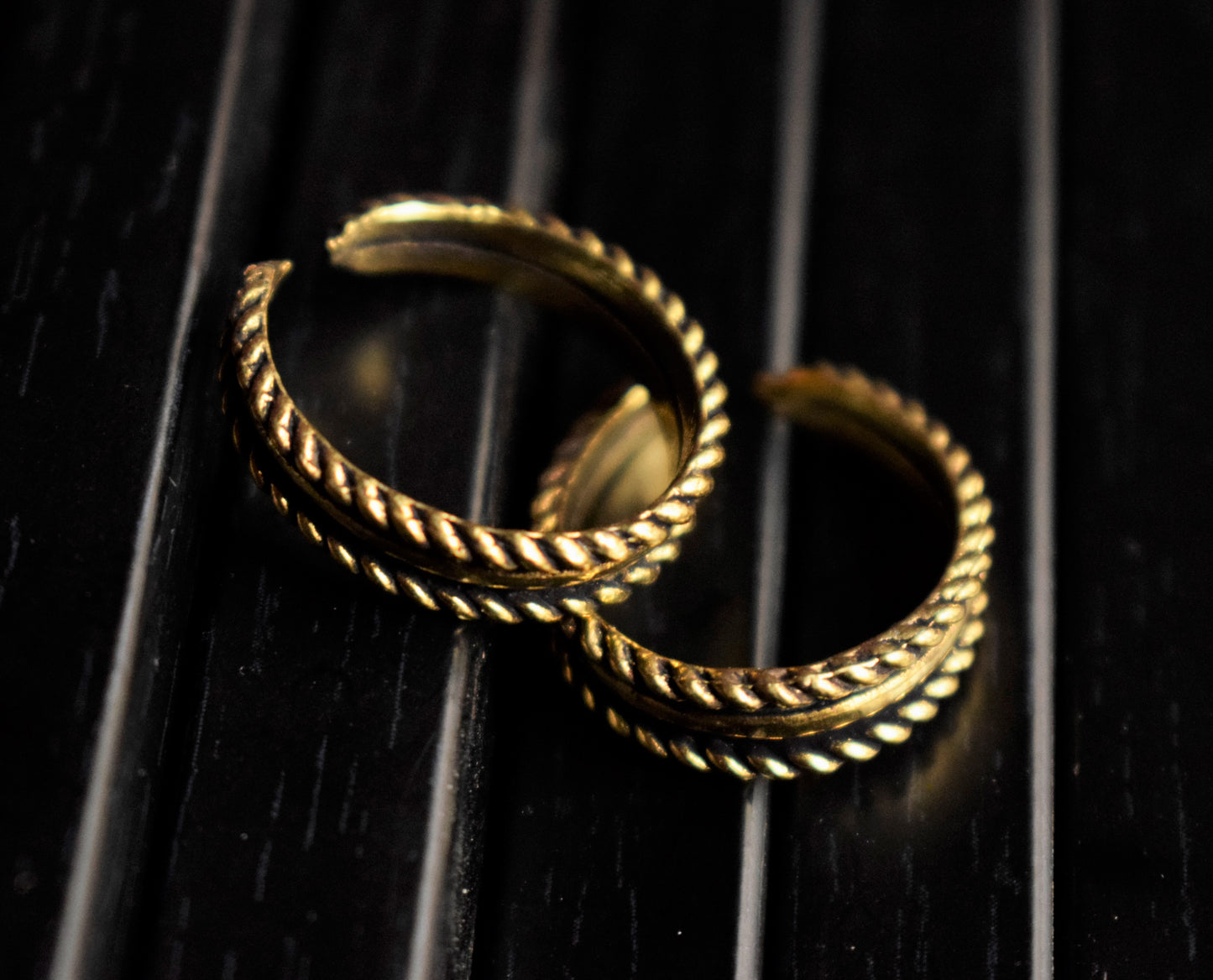 Golden Oxidized Tribal Chain Band Brass Toe Ring