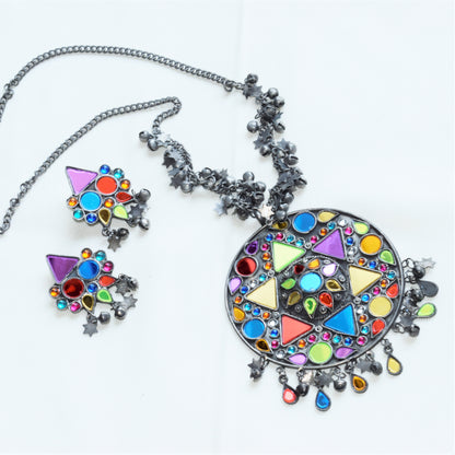 Vyom Afghani Star Pendant Necklace with Earrings