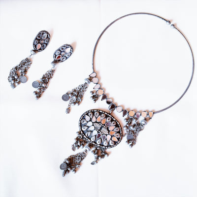 Mirror Embellished Charm Hasli Choker Necklace with Earrings