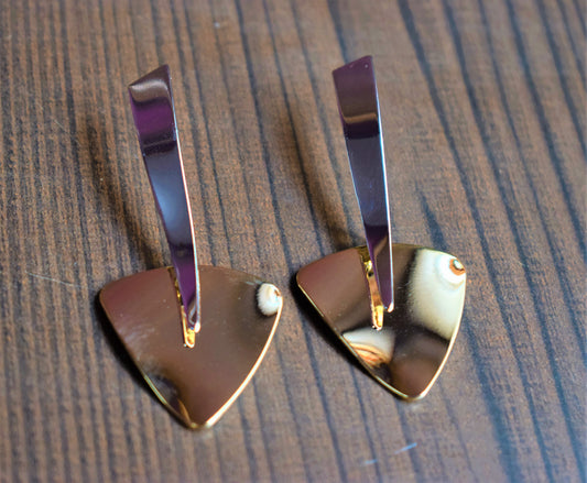 Arrow Head Dual Tone Earrings - GlitterGleam