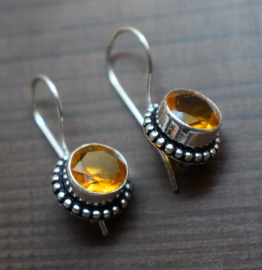 Round Dotted Hanging Earrings - GlitterGleam