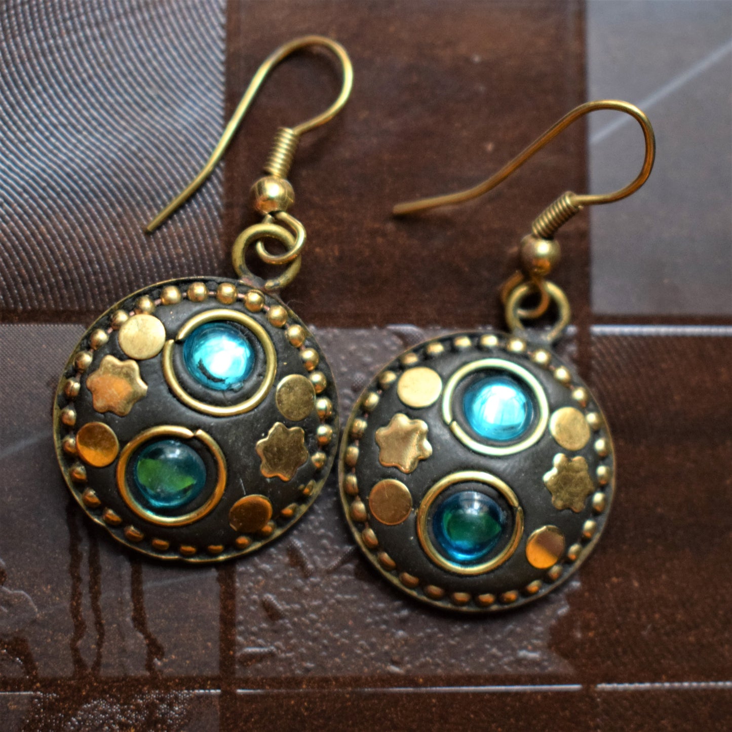 Circular Tibetan Gemstone Danglers - GlitterGleam