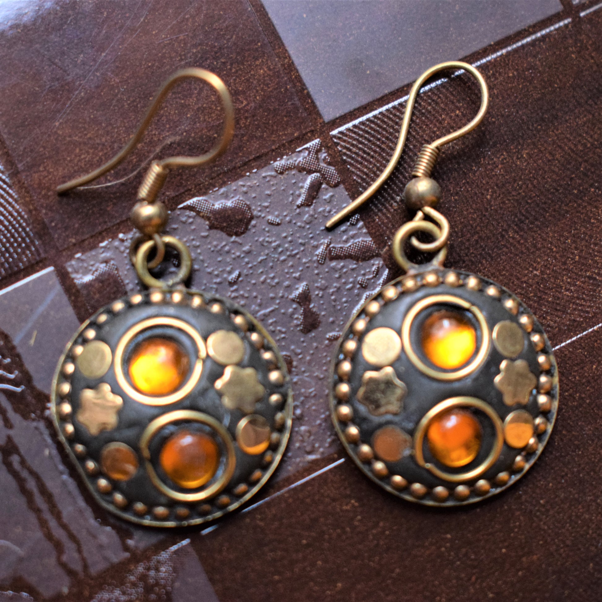 Circular Tibetan Gemstone Danglers - GlitterGleam