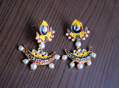 Small Kundan and Meenakari Pearl Chandbali Earrings - GlitterGleam