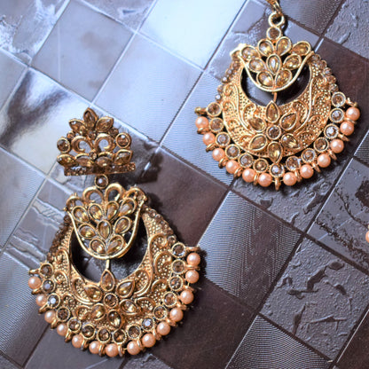 Kundan and Pearl Rose Gold Earring and Maang Tikka Set - GlitterGleam