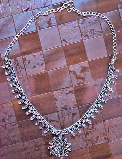 German Silver Choker Necklace with Pendant - GlitterGleam