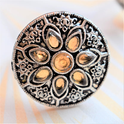 Flower Gemstone Finger Ring - GlitterGleam