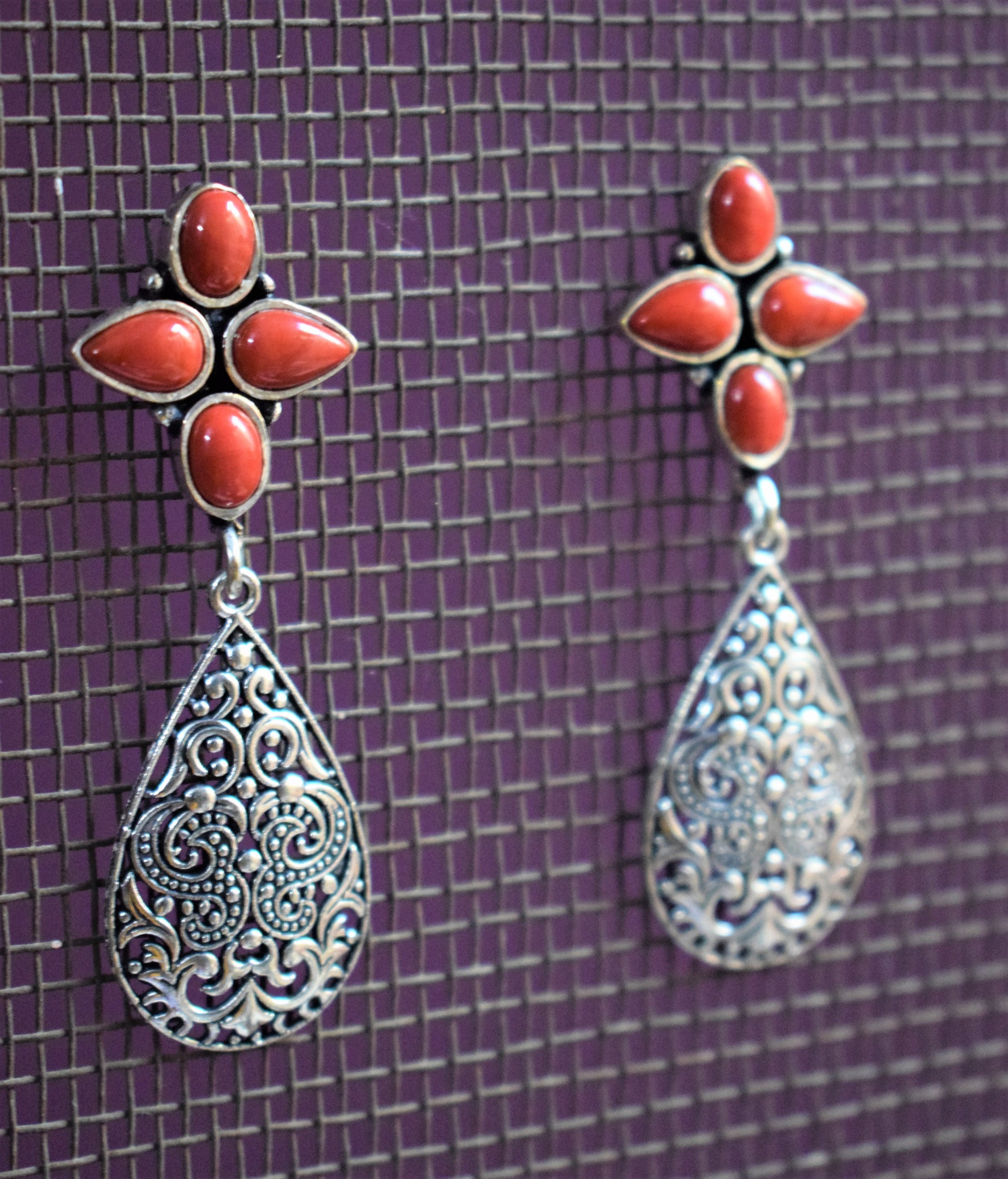 Red Floral Gemstone Stud Dew Drop Earrings - GlitterGleam