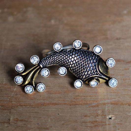 German Silver Dual Tone Fish Finger Ring - GlitterGleam