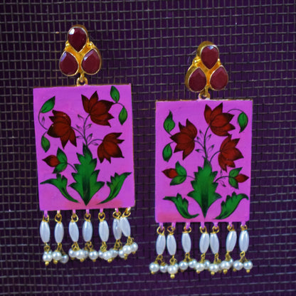 Artistic Hand-Painted Gemstone and Pearl Earrings - GlitterGleam