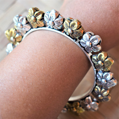 Designer Golden and Silver Floral Kangan (2 Bangles Set) - GlitterGleam