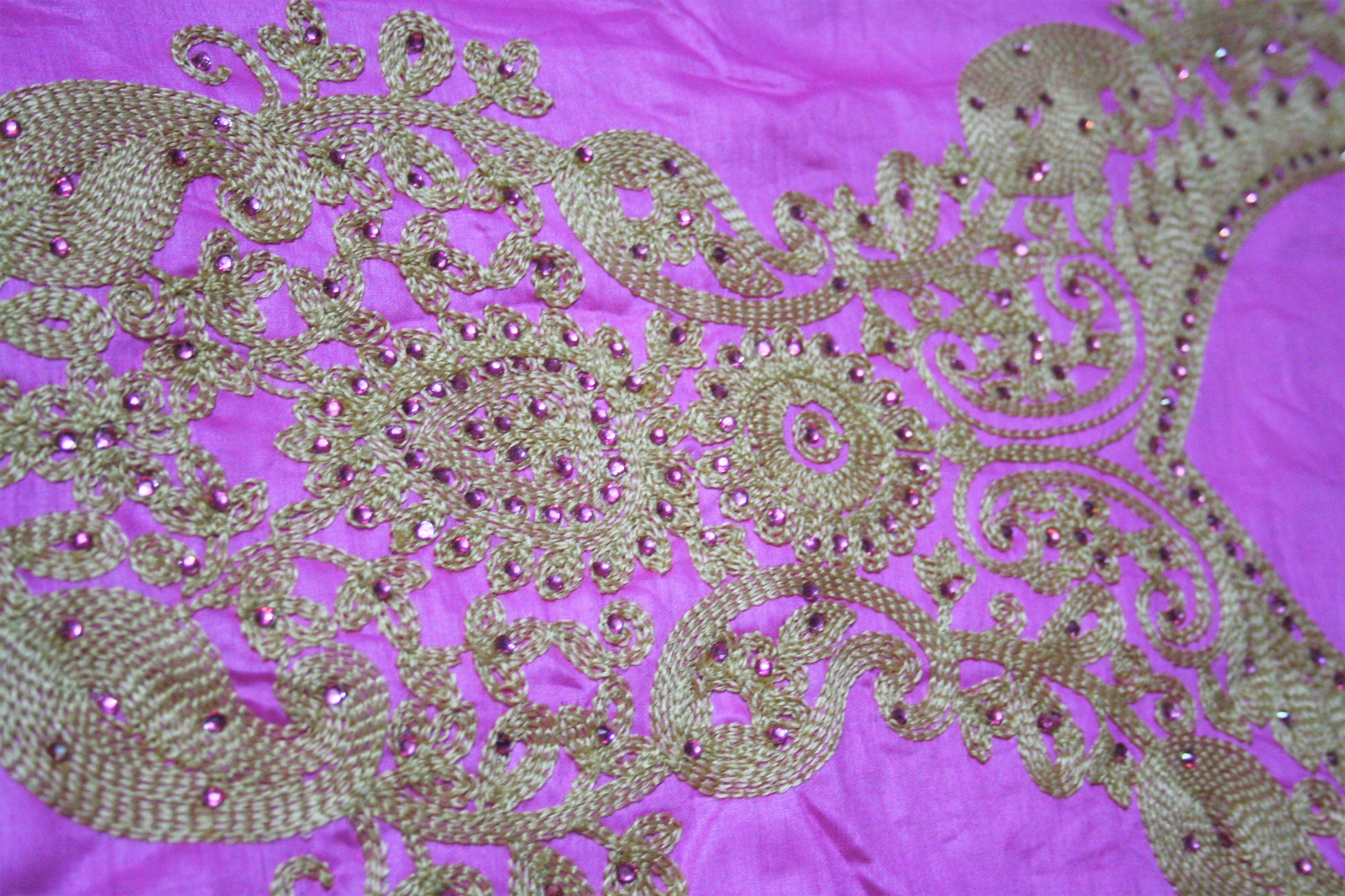 Womens' Heavy Resham Embroidery And Net Design Cotton Silk Salwar Suit - GlitterGleam