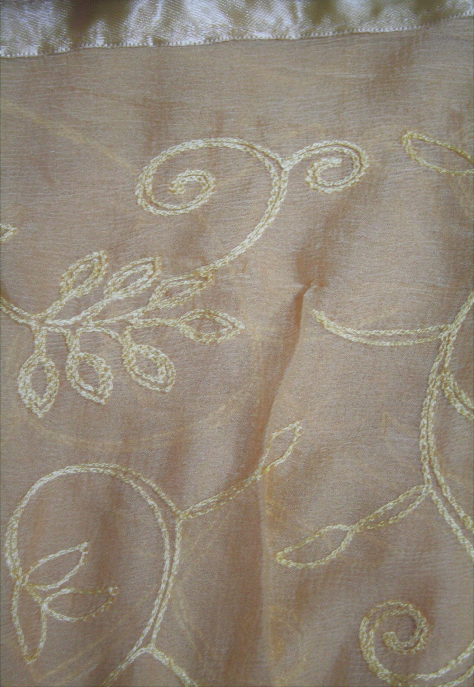 Womens' Heavy Resham Embroidery And Net Design Cotton Silk Salwar Suit - GlitterGleam