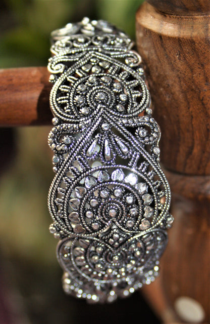 Silver Oxidized Open Brace Kada - GlitterGleam