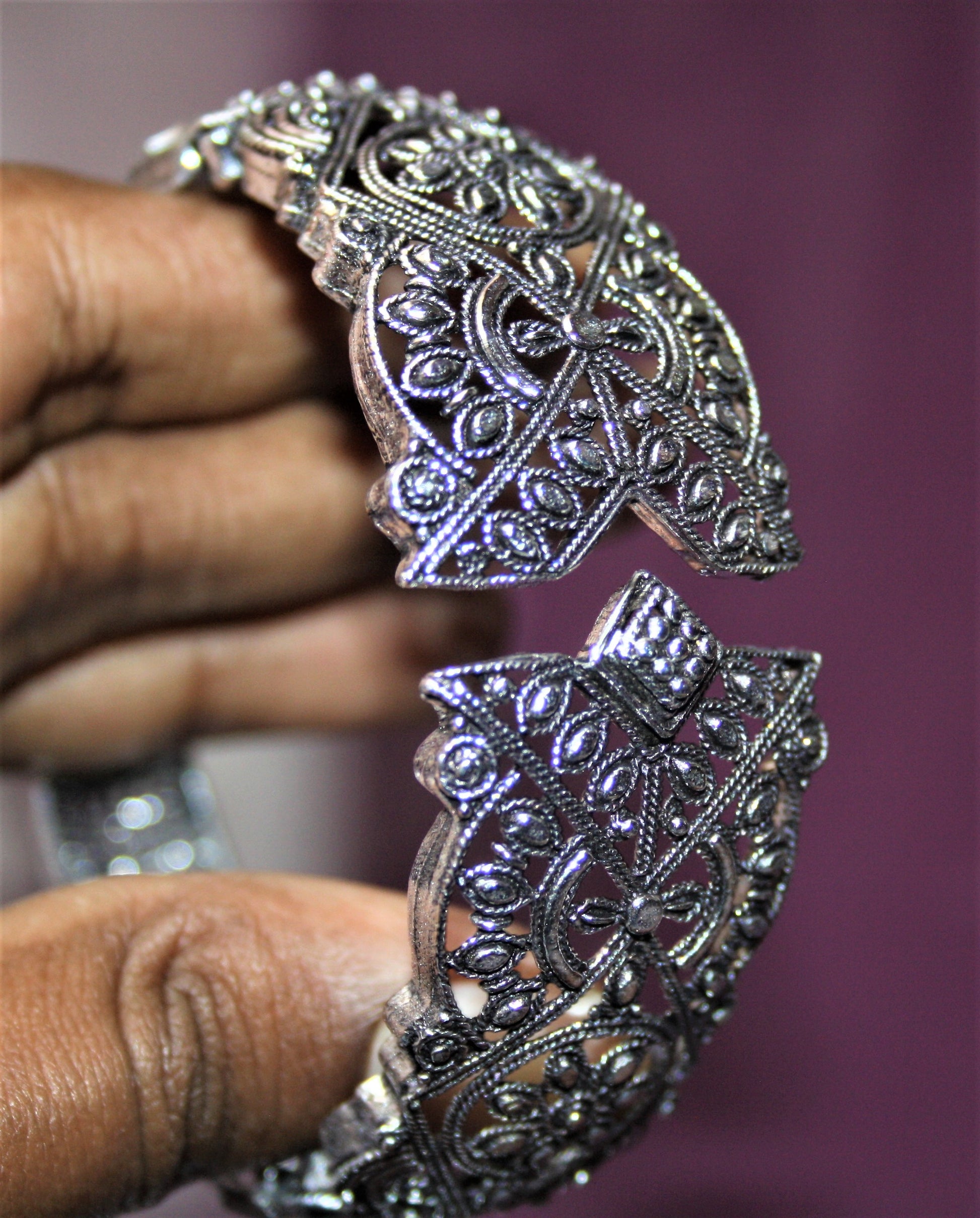 Silver Oxidized Open Brace Kada - GlitterGleam