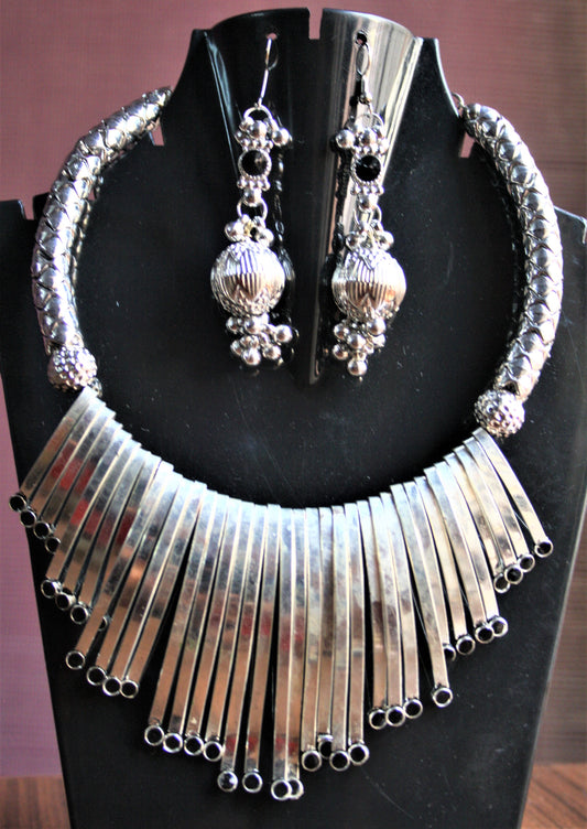 Silver Oxidized Tribal Necklace with Earrings - GlitterGleam
