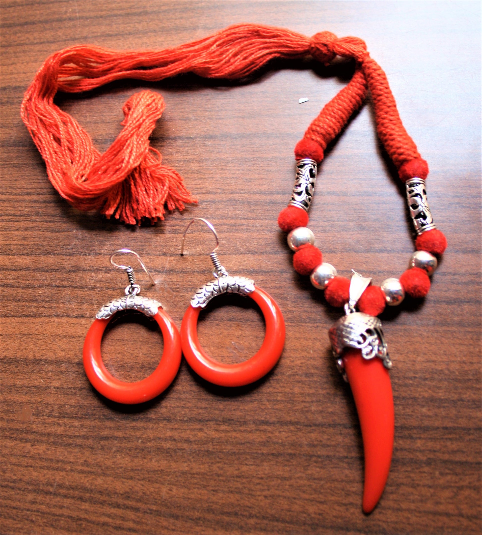 Silver Oxidized Thread Necklace with Chili Pendant and Hoop Danglers - GlitterGleam