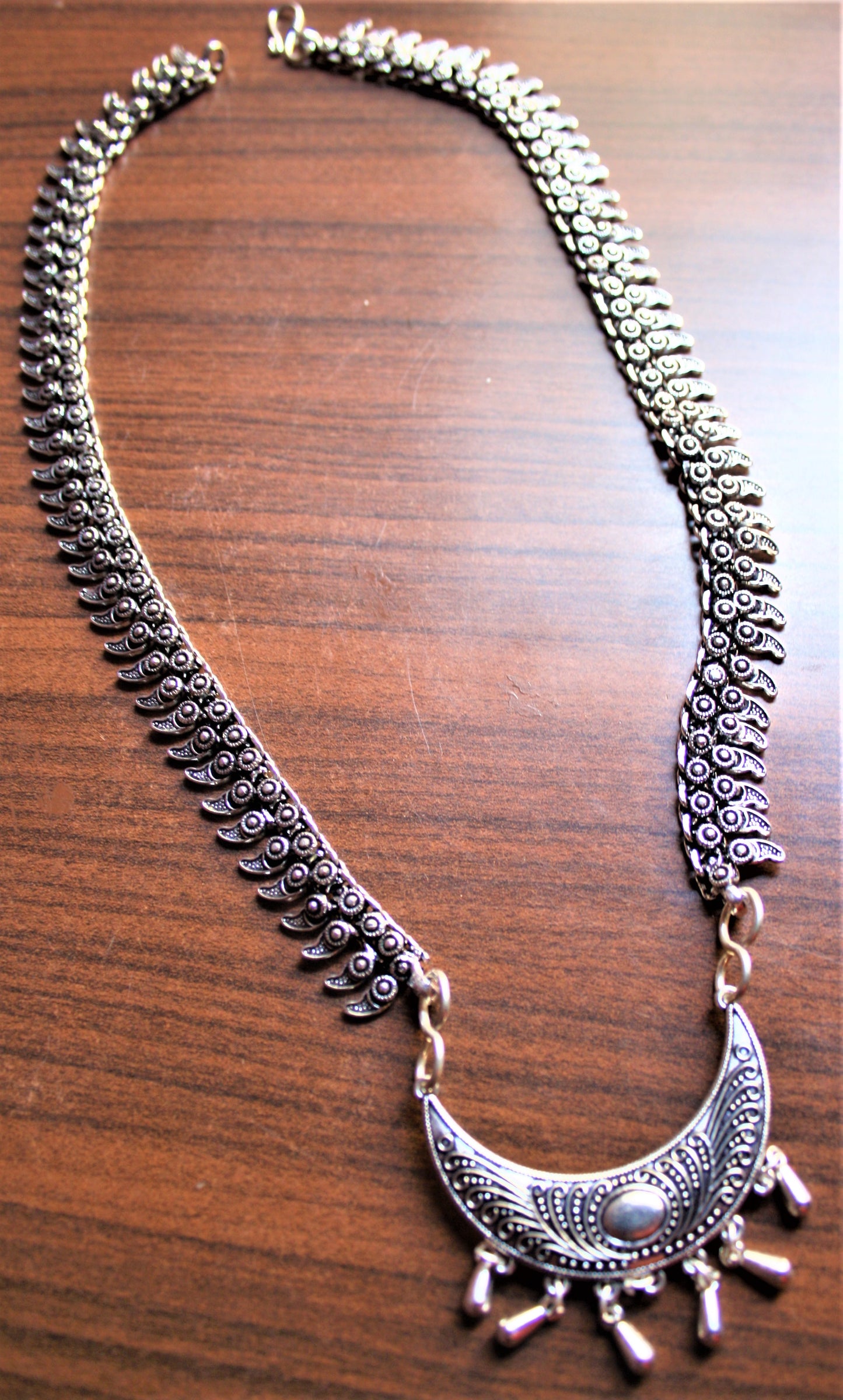 Silver Oxidized Necklace with Crescent Moon Pendant - GlitterGleam