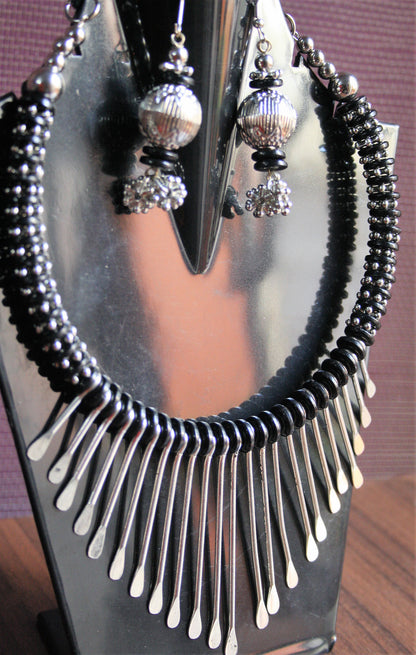 Black and Silver Tribal Choker Necklace with Earrings - GlitterGleam