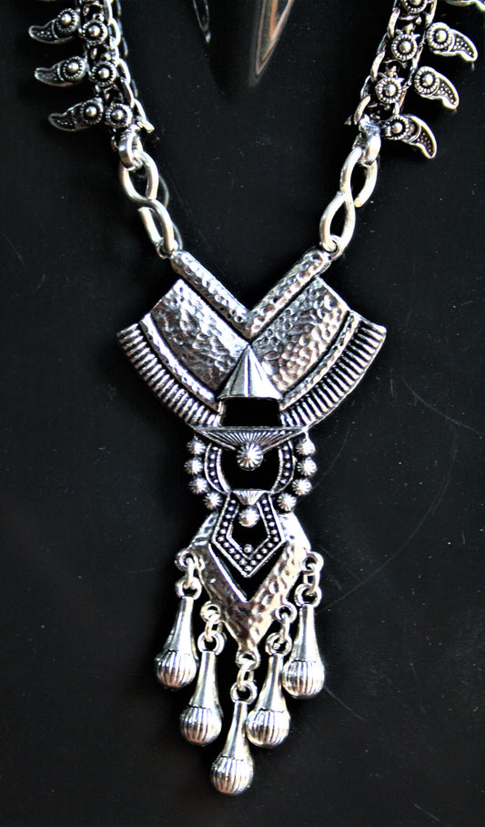 Silver Oxidized Necklace with Boho Pendant - GlitterGleam