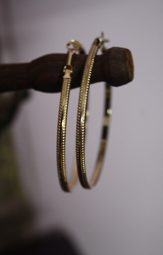 Trendy large hoop earrings - GlitterGleam