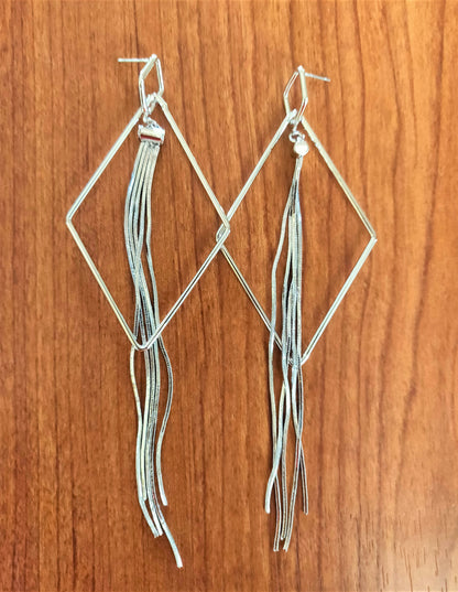 Rhombus Tassel Earring - GlitterGleam