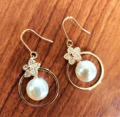 Pearl Floral AD Earring - GlitterGleam
