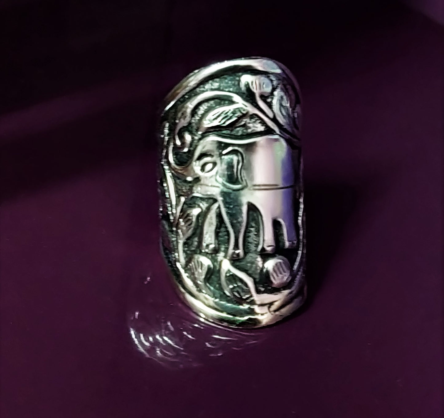 German Silver Carved Thumb Ring